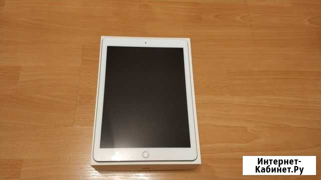 Планшет Apple iPad 2018 (6-е поколение) Вологда - изображение 1