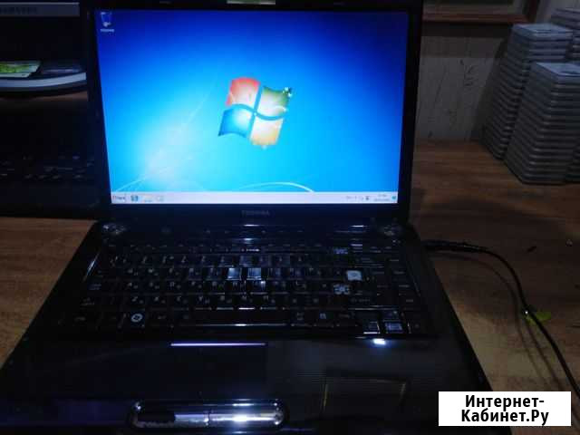 Ноутбук Тошиба-Toshiba satellite A300-1G5 Белая Калитва - изображение 1