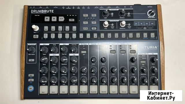 Аналоговая драм-машина Arturia DrumBrute Пермь - изображение 1