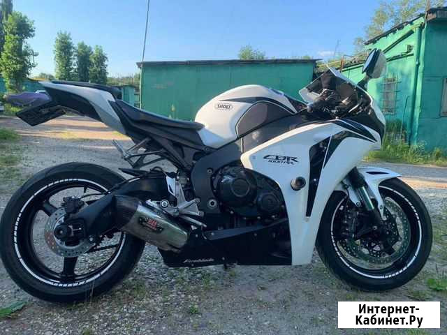 Honda cbr 1000rr 2008г Москва - изображение 1