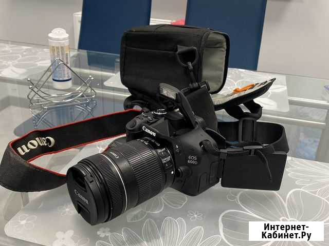 Зеркальный фотоаппарат canon eos 600 D Дубовое - изображение 1