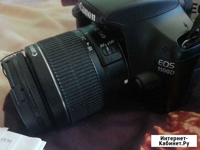 Зеркальный фотоаппарат canon 1100D Екатеринбург - изображение 1