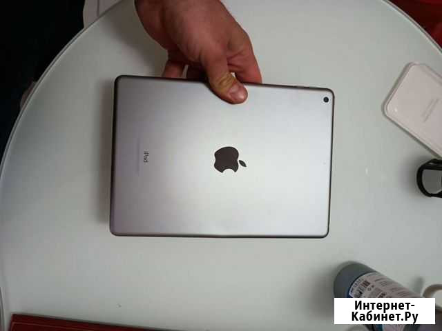 Планшет apple iPad 5 2017 Wi-Fi Магнитогорск - изображение 1