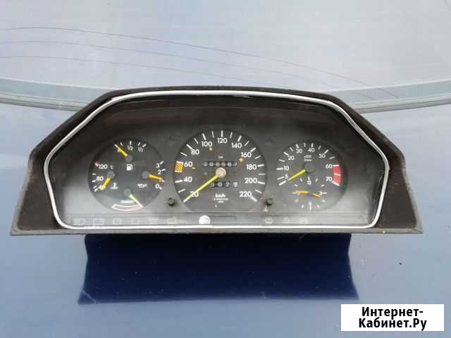 Панель приборов на мерседес w124 Сураж - изображение 1