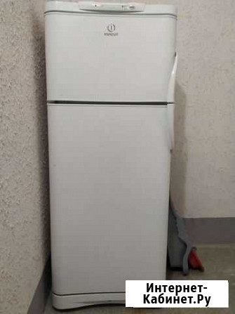 Холодильник Indesit R27G.015 неисправный по запчас Екатеринбург - изображение 1