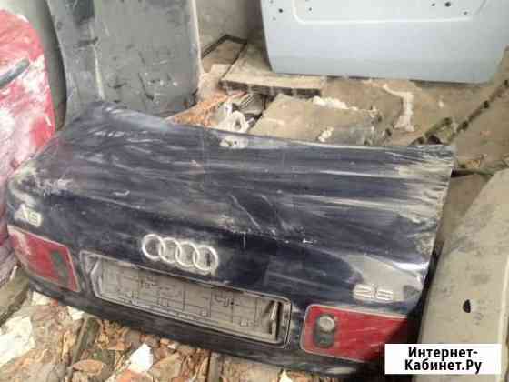 Audi A8 D2 крышка багажника Рязань