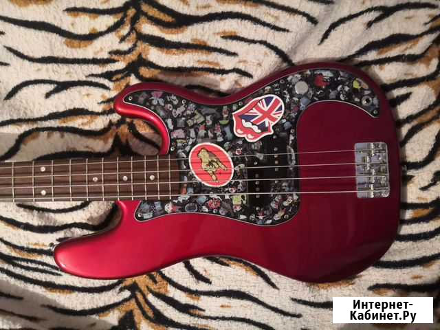 Бас гитара Fender Squier Precision Bass Астрахань - изображение 1