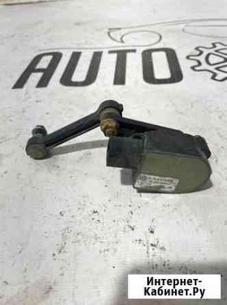 Датчик высоты дорожного просвета Vw Touareg 7L7 Тюмень