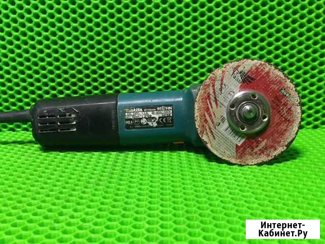 Болгарка makita 9557hn (139946) Красноярск - изображение 1