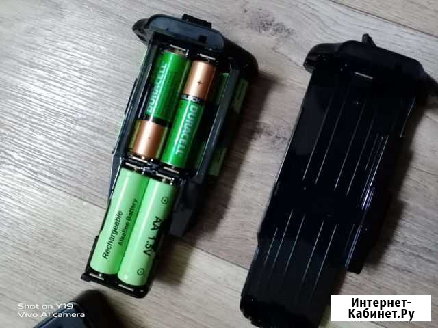 Батарейный блок BG-E8 для Canon 650D Находка - изображение 1