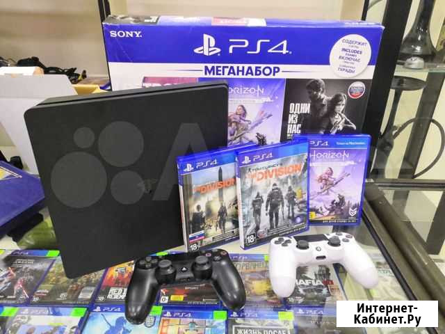 Sony PS4 на 1000гб + 2 джоя + 3 диска Петропавловск-Камчатский - изображение 1