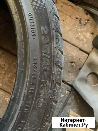 Continental 235/40 R19, 2 шт Севастополь - изображение 1