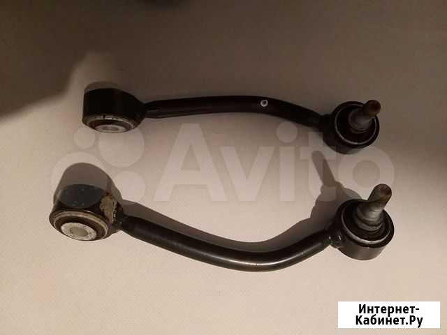 7L0505466D- Стойка заднего стабилизатора правая Vo Владикавказ - изображение 1