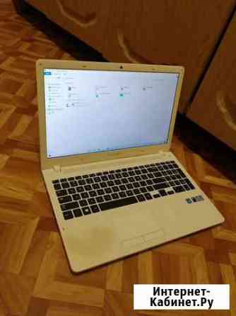 Слабоигровой Samsung np370 - 15,6/i5-3230/6Gb Геленджик