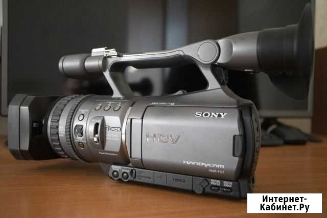Видеокамера sonyhdr-FX7E Красноперекопск - изображение 1