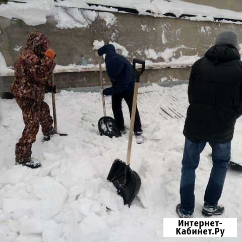 Чистка снега, лопатой во дворах Новосибирск - изображение 1