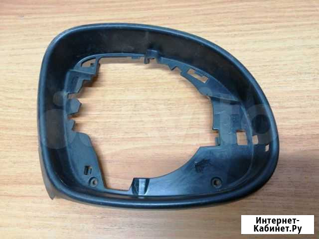Рамка зеркала правая Volkswagen Tiguan 2007-2016 Щёлково - изображение 1