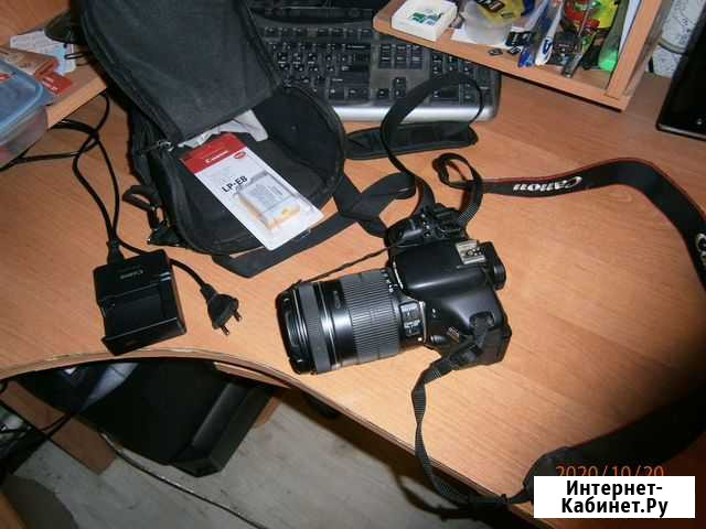Зеркальный фотоаппарат Canon eos 600d Хабаровск - изображение 1