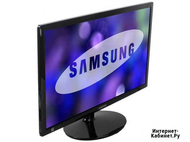 Монитор Samsung S24D300H (LS24D300HSI/RU) Нефтеюганск - изображение 1