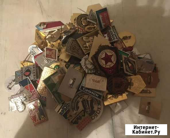 Значки СССР 118 штук Владивосток - изображение 1