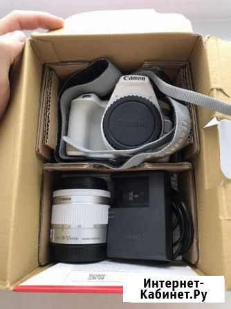 Зеркальный фотоаппарат Canon 250D Kit White Челябинск - изображение 1