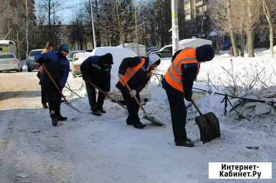 Уборка снега и наледи на крышах Тайцы