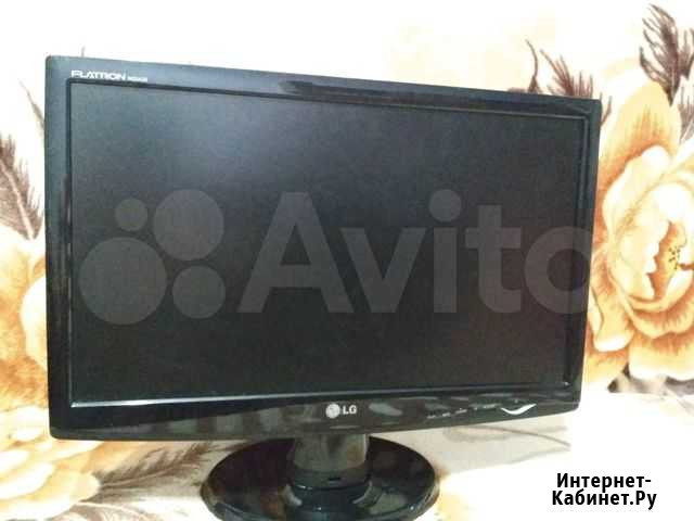Монитор LG (20 дюймов) Чебоксары - изображение 1