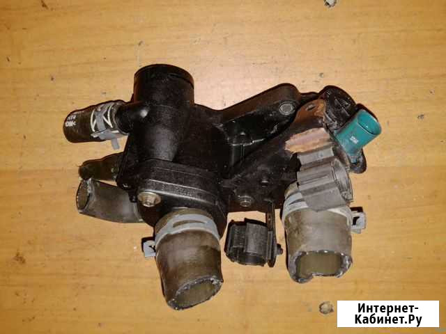 Корпус термостата Фольксваген Гольф 4 / Октавия 1 Брянск - изображение 1