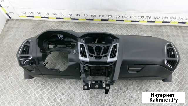 Панель приборов (торпедо) на Ford Focus 3 Форд 3 Ялта - изображение 1