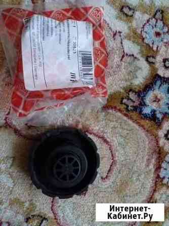 Крышка е200 мерседес Грозный