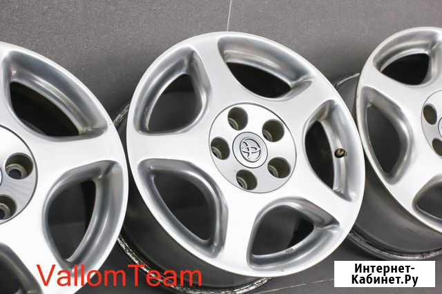Лот M74362 Оригинальные 16-е диски toyota Иркутск - изображение 1