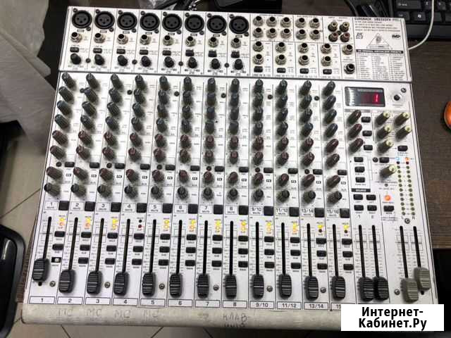 Микшерный пульт Behringer UB2222FX-PRO Eurorack Челябинск - изображение 1