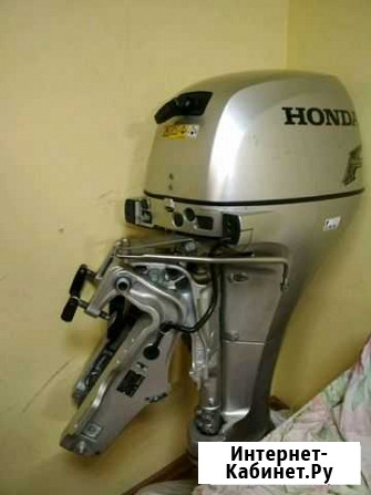 Обменяю или продам лодочный мотор honda bf20 Мурманск - изображение 1