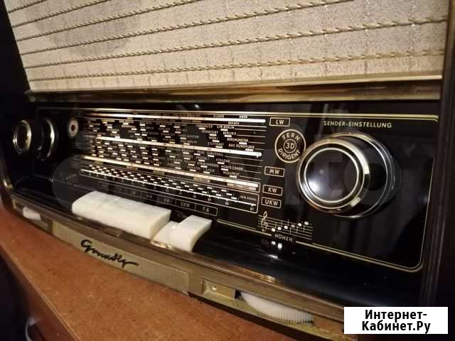 Радиоприемник Grundig 3033/56 Черное - изображение 1