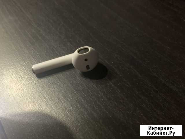 Airpods 1 наушник правый оригинал Новосибирск - изображение 1