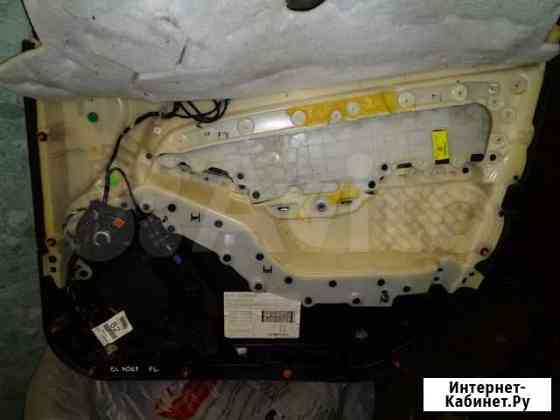 Продам обшивку двери Мерседес GL Воронеж