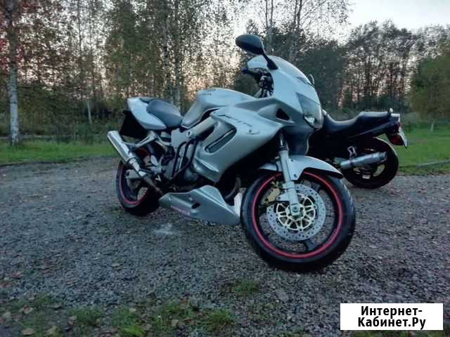 Honda VTR1000F Тверь - изображение 1