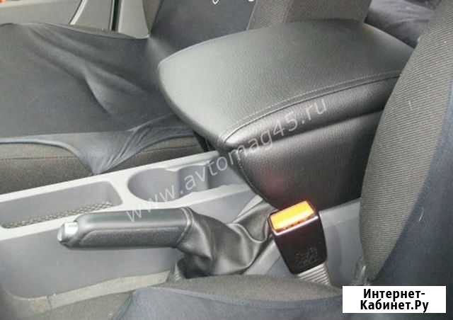 Подлокотник Ford Focus 2 Курган - изображение 1