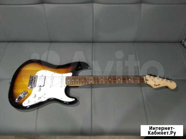 Электрогитара Fender Squier Bullet Strat+Комбик Воткинск - изображение 1