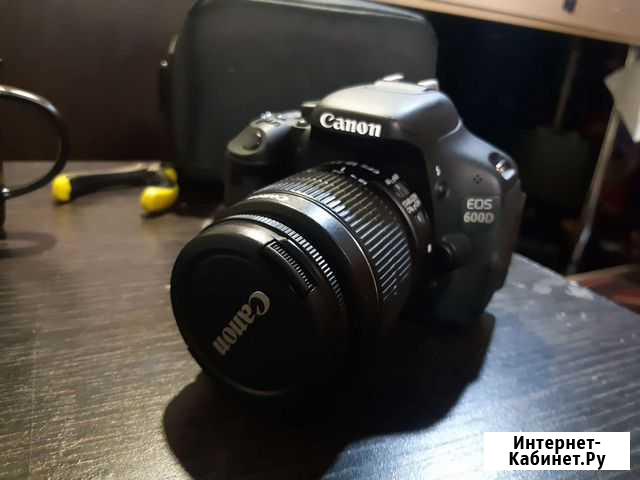 Зеркальный фотоаппарат canon 600d Нижний Тагил - изображение 1
