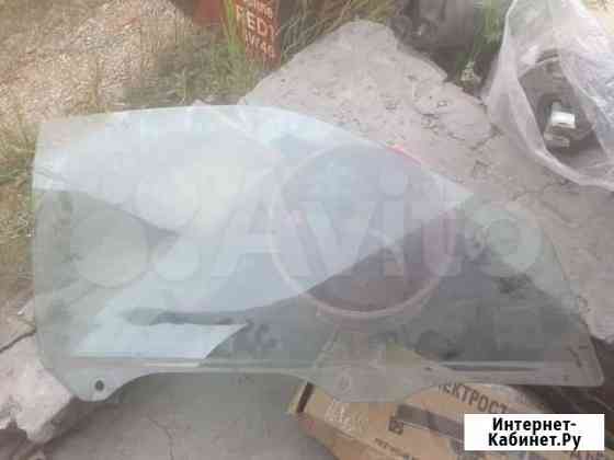 Стекло переднее правое Тойота корона Новосибирск