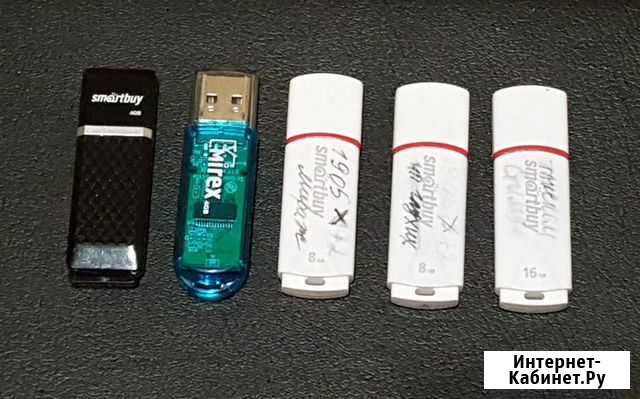 Флэшки 5 шт (4+4+8+8+16 Gb) одним лотом Новосибирск - изображение 1