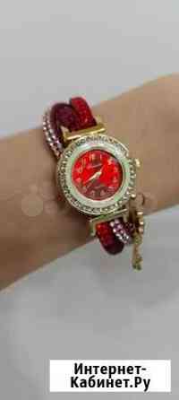 Часы наручные женские,красные Новосибирск