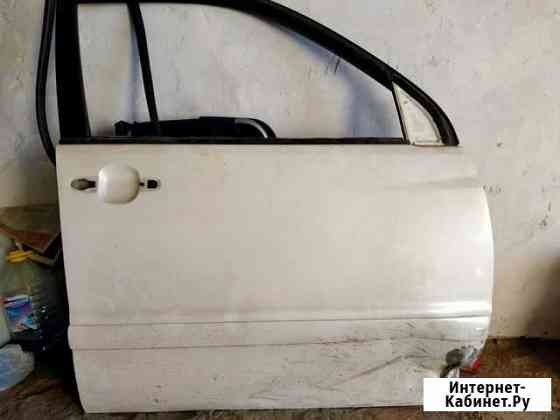 Дверь Toyota Kluger Улан-Удэ