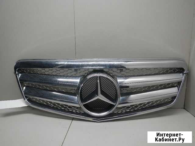 Решетка радиатора Mercedes E W212 Мерседес Е В212 Подольск - изображение 1