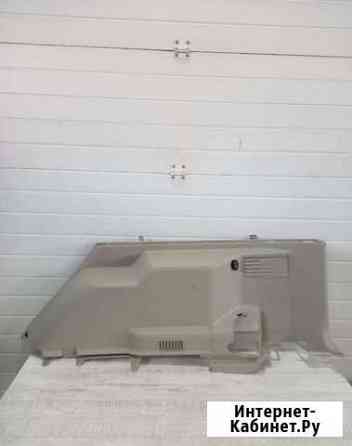 Обшивка багажника правая Mitsubishi Pajero 4 Брянск