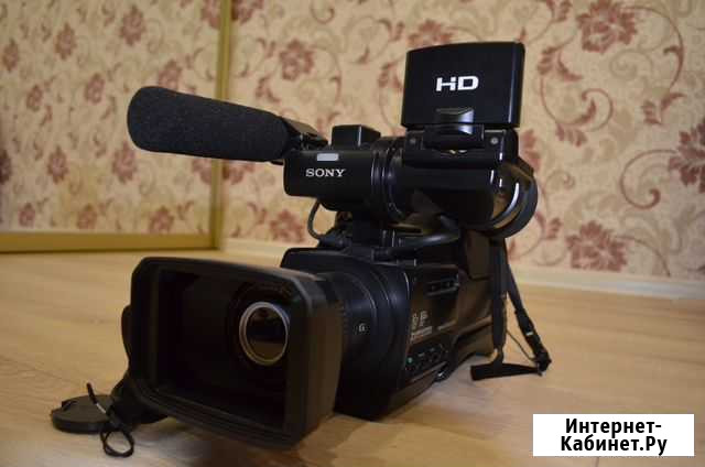 Видеокамера Sony HXR-MC1500P, штатив Курск - изображение 1