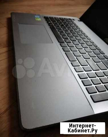 Игровой ноутбук asus x550c i5/4gb/500gb/GT720M 2G Красноярск - изображение 1