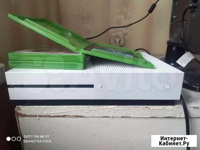 Xbox one S 500 gb Новосибирск - изображение 1