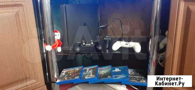 Ps4 slim 500gb 2 джостика Хабаровск - изображение 1